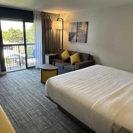 Best Western Plus Elgin - Chicago West Dundee Екстериор снимка