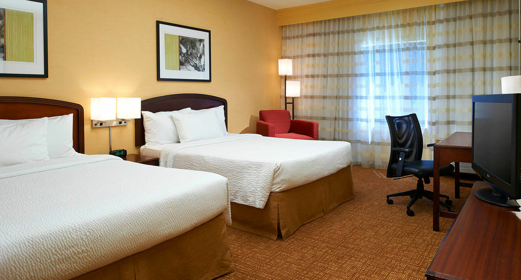 Best Western Plus Elgin - Chicago West Dundee Екстериор снимка